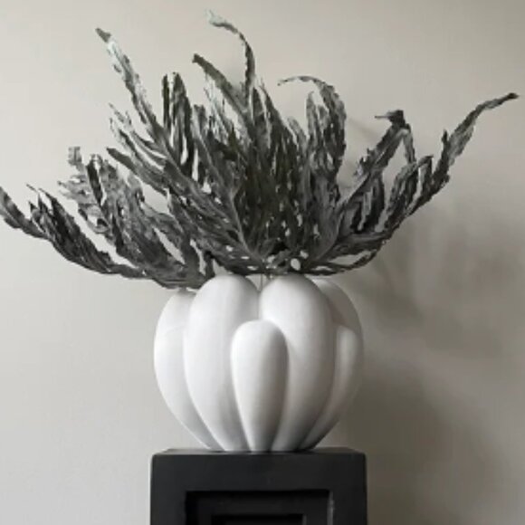 101 Copenhagen Bloom Vase, Mini - Bone White - Picture 1 of 3